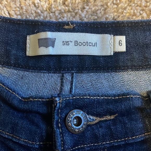 Like new Levi’s 515 Bootcut jeans, size 6 - Picture 5 of 6